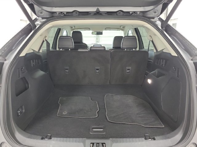 Certified 2024 Ford Edge Titanium AWD/4WD image 8