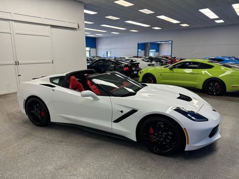 Used 2019 Chevrolet Corvette Stingray Coupe w/ 2LT Preferred Equipment Group image 5