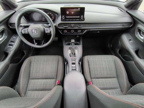 Used 2024 Honda HR-V Sport image 16