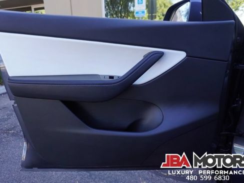 Used 2021 Tesla Model Y Long Range AWD/4WD image 66