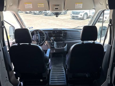 Used 2024 Ford Transit 250 148 Medium Roof RWD image 25