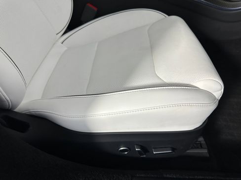 Used 2023 Tesla Model S Plaid image 32