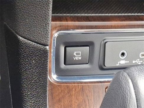 Certified 2023 Subaru Ascent Touring image 27