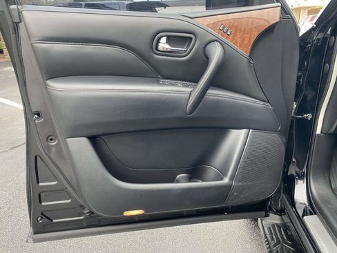 Used 2019 INFINITI QX80 Luxe w/ 22" Wheel Package image 21
