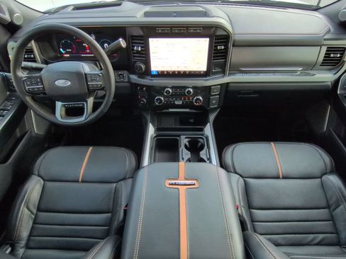 Used 2024 Ford F250 Platinum AWD/4WD image 15