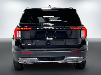 New 2026 Ford Explorer Active w/ Active Comfort Package