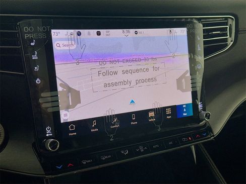 New 2025 Jeep Wagoneer Series II image 15