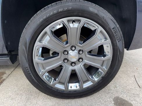 Used 2019 Chevrolet Tahoe Premier RWD image 45