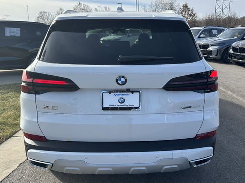Used 2026 BMW X5 xDrive40i w/ Premium Package AWD/4WD image 9