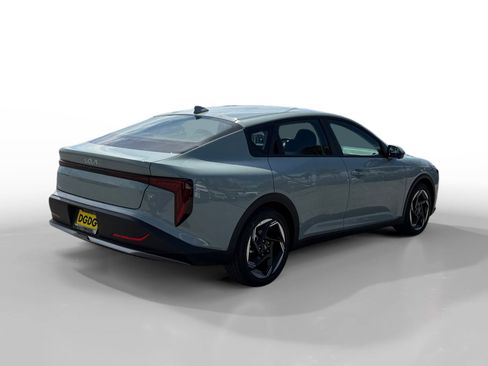 New 2026 Kia K4 EX image 5