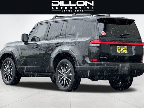 Used 2025 Lexus GX 550 w/ Cold Area Package AWD/4WD image 6