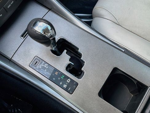 Used 2009 Lexus IS 350 RWD image 28