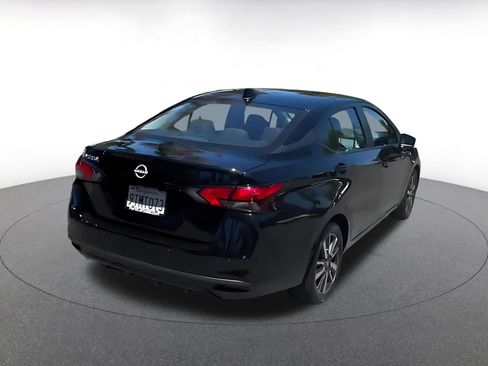 Used 2025 Nissan Versa SV FWD image 12