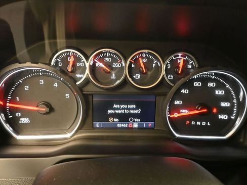 Used 2023 Chevrolet Silverado 2500 LT AWD/4WD image 34