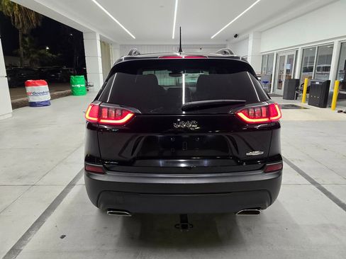 Used 2022 Jeep Cherokee Latitude Lux FWD image 5
