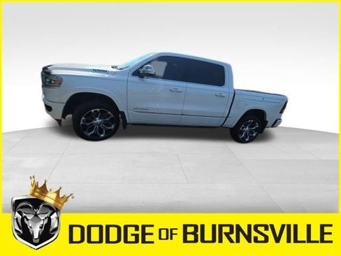 Used 2022 RAM 1500 Limited AWD/4WD image 3