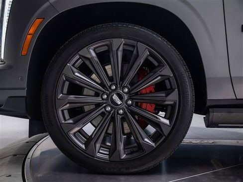 Used 2026 Cadillac Escalade V AWD/4WD image 12