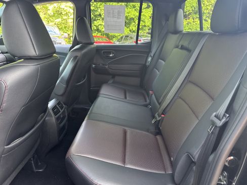 Used 2017 Honda Ridgeline Black Edition image 9