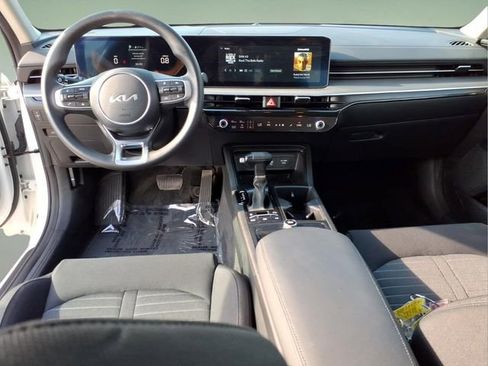 Used 2025 Kia K5 LXS FWD image 13
