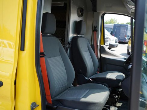Used 2021 Ford Transit 250 148 High Roof Extended w/ Parcel Delivery Package RWD image 18