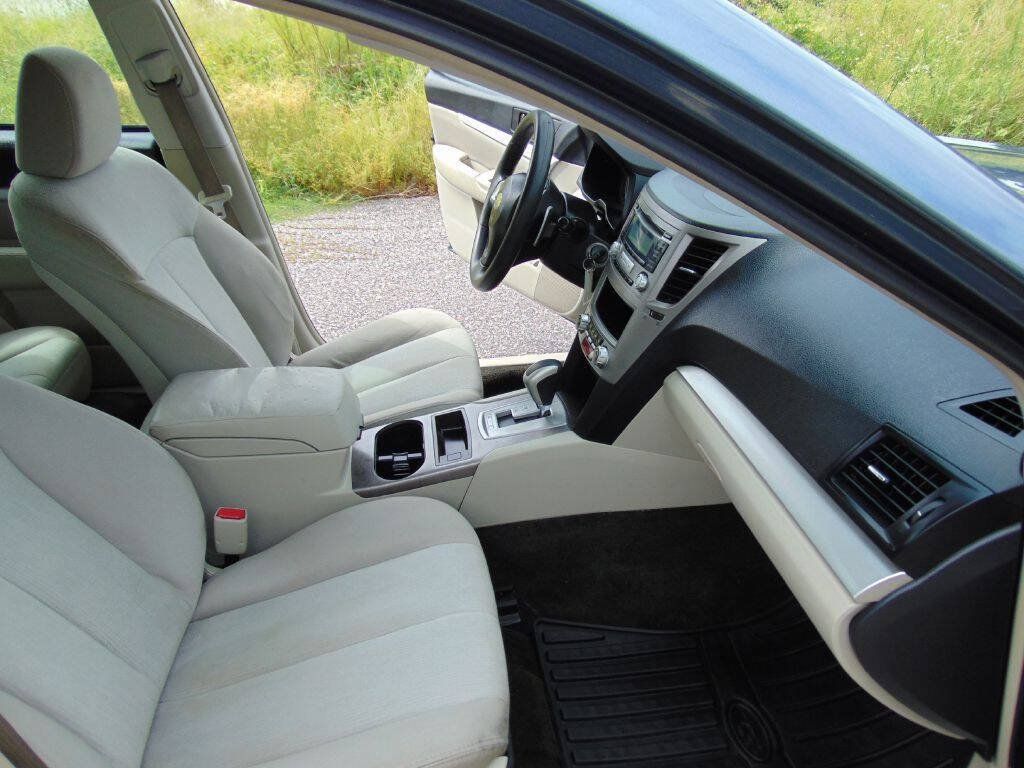 Used 2013 Subaru Outback 2.5i w/ Popular Pkg 1A AWD/4WD image 28
