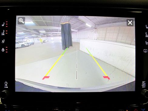 New 2025 Jeep Wagoneer L Series II image 18