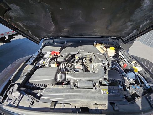 Used 2020 Jeep Gladiator Rubicon image 26