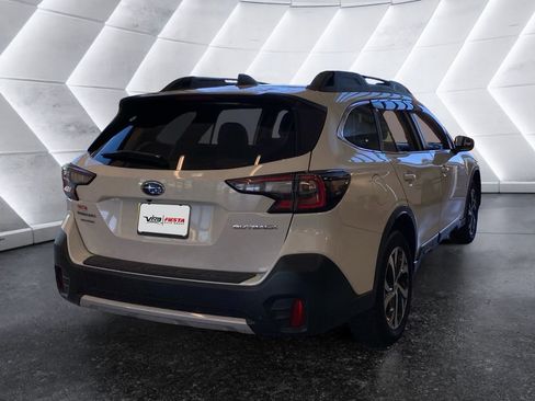 Certified 2022 Subaru Outback Limited image 4