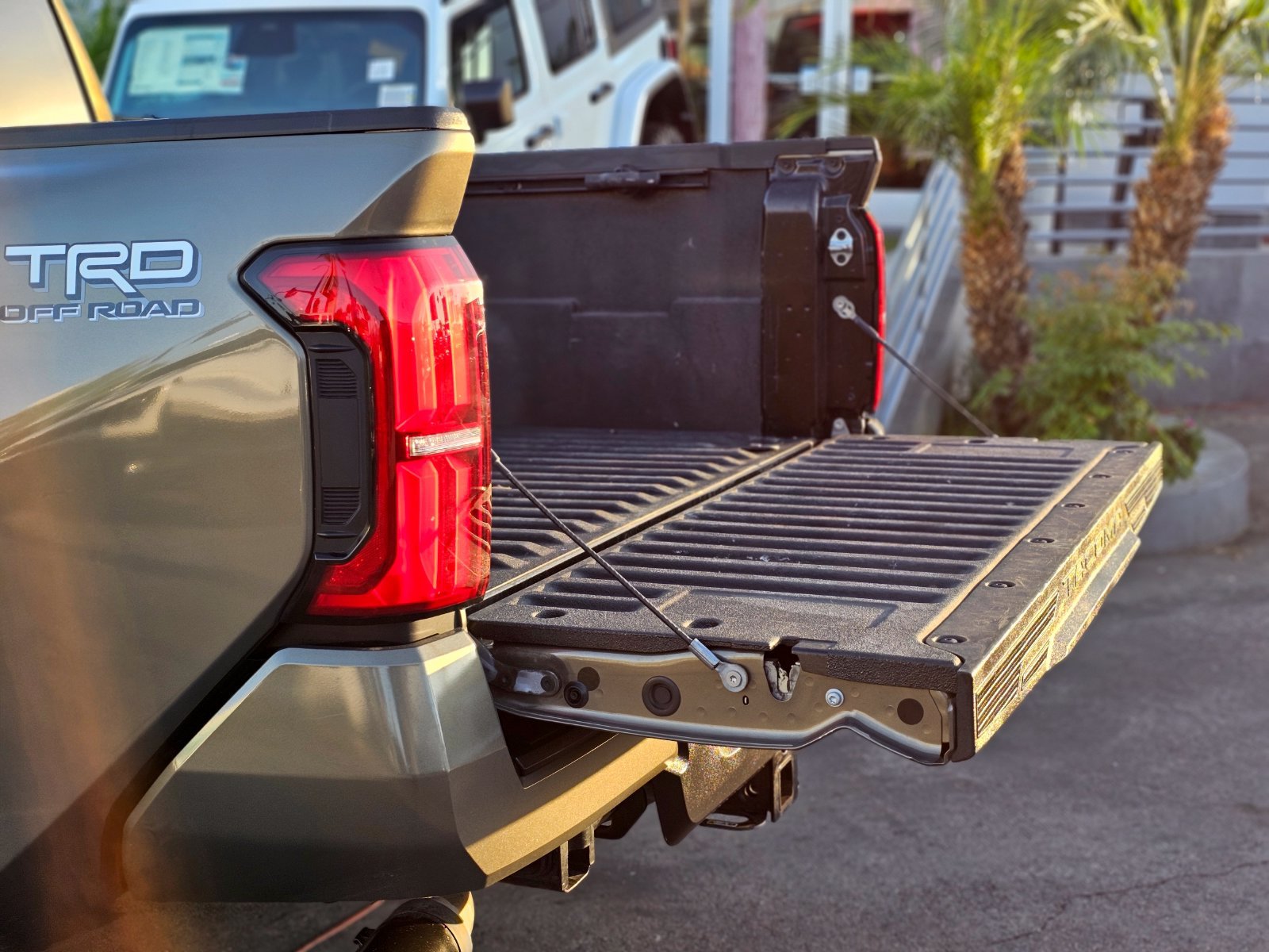 Used 2025 Toyota Tacoma TRD Off-Road AWD/4WD image 13