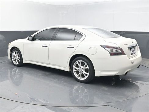 Used 2014 Nissan Maxima 3.5 S image 3