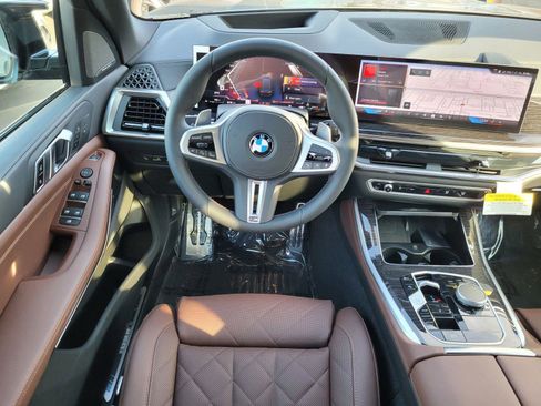 New 2026 BMW X5 M60i w/ Climate Comfort Package image 15
