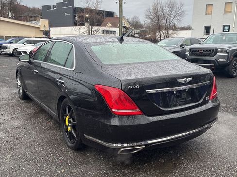 Used 2018 Genesis G90 3.3T Premium image 4
