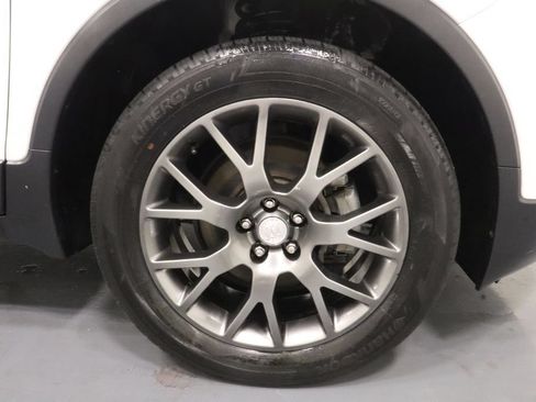 Used 2019 Buick Encore Sport Touring AWD/4WD image 27