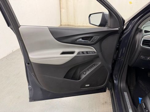 Used 2019 Chevrolet Equinox Premier image 17