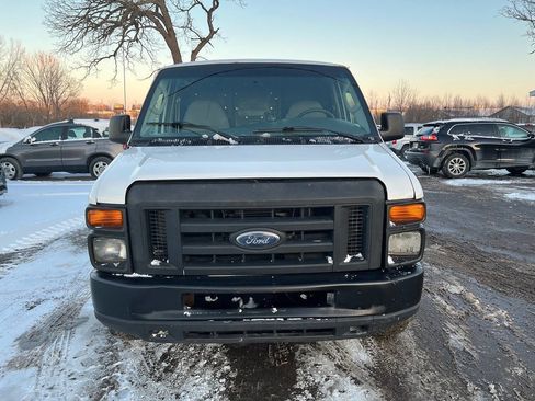 Used 2008 Ford E-350 and Econoline 350 Super Duty image 2