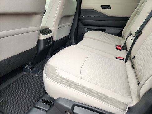 New 2025 Nissan Pathfinder SV image 21