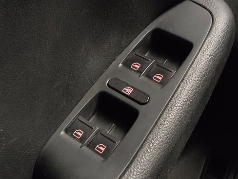 Used 2016 Volkswagen Jetta SE FWD image 27