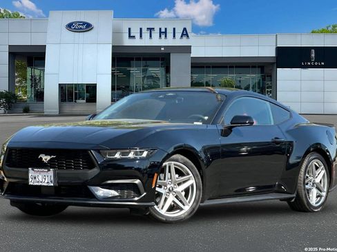 Used 2024 Ford Mustang Coupe RWD image 1