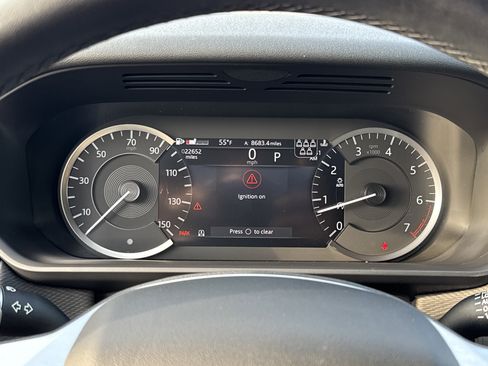 Used 2023 Land Rover Discovery S R-Dynamic image 22