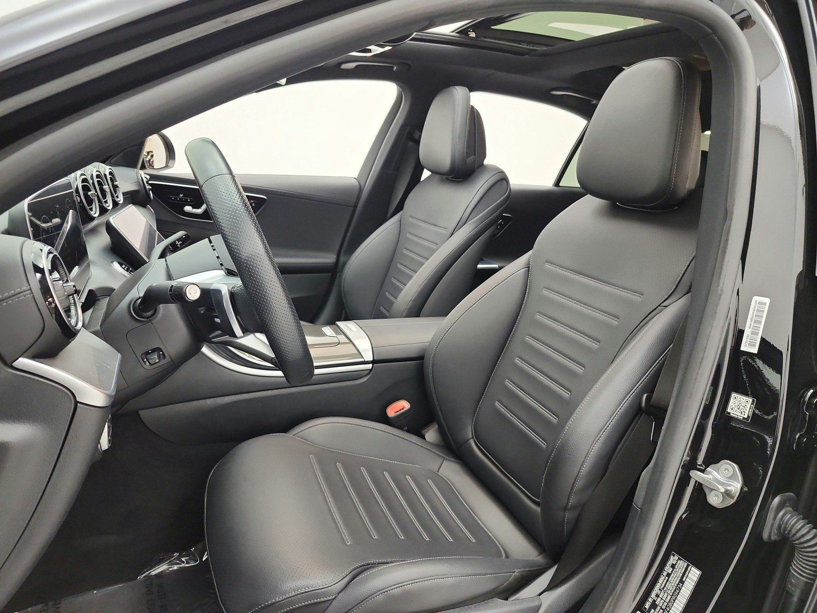 Used 2023 Mercedes-Benz C 300 Sedan image 14
