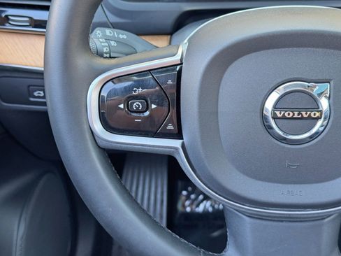 Used 2023 Volvo XC90 B6 Plus w/ Protection Package Premier AWD/4WD image 21