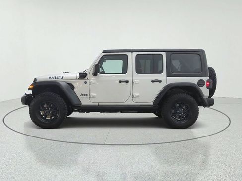 Used 2024 Jeep Wrangler Unlimited AWD/4WD image 8