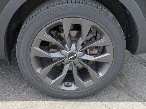 Certified 2023 Kia Sorento X-Line EX AWD/4WD image 5