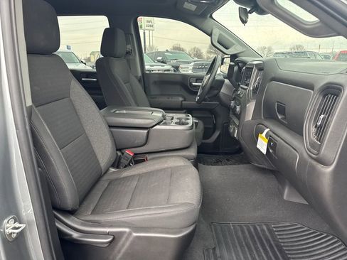 Used 2024 Chevrolet Silverado 1500 Custom w/ Turbomax Blackout Package image 10