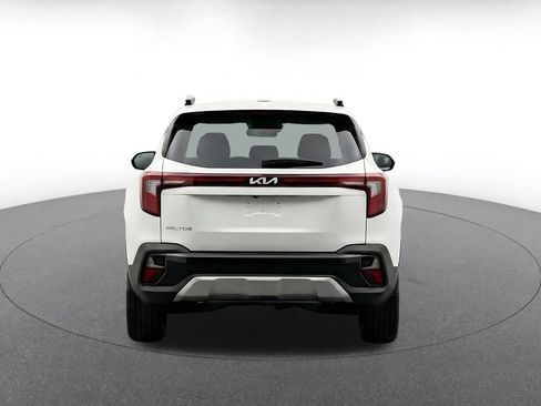 Used 2025 Kia Seltos S FWD image 8