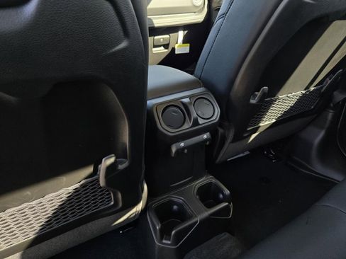 New 2026 Jeep Gladiator Sport AWD/4WD image 14