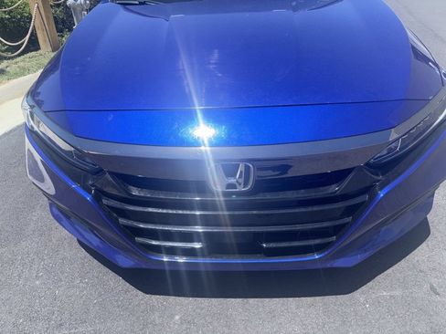 Used 2019 Honda Accord Sport image 3