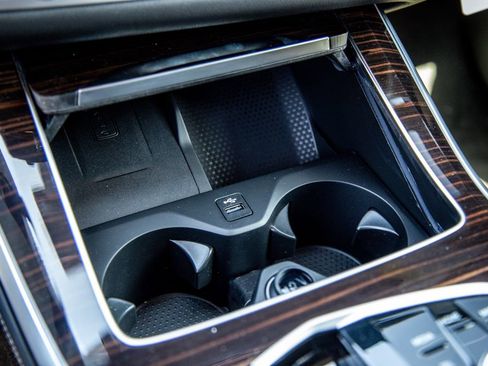 New 2026 BMW X5 xDrive50e image 16