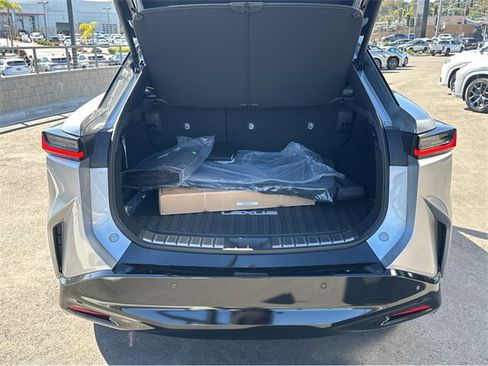 New 2026 Lexus RZ 350e 2WD image 18