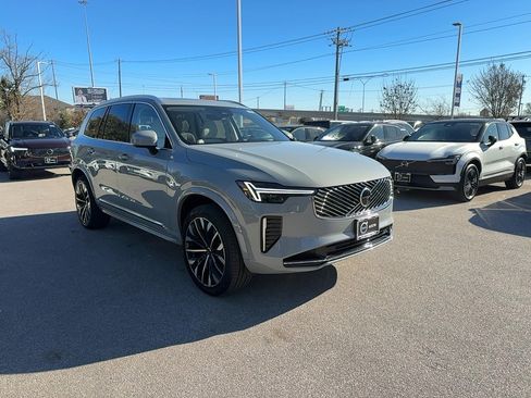 New 2026 Volvo XC90 T8 Ultra w/ Protection Package Premier AWD/4WD image 6